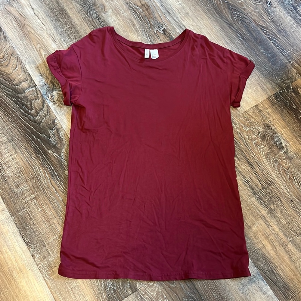 H & M Basic T